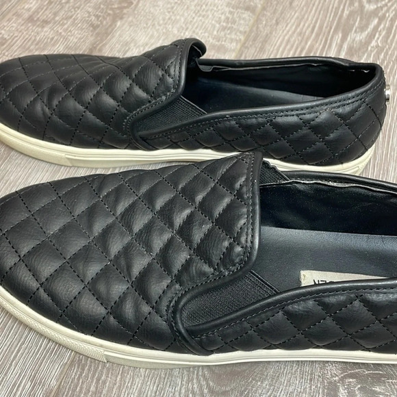 Steve Madden Ecentrcq Quilted Black Slip On Shoes 9.5 - Picture 15 of 16